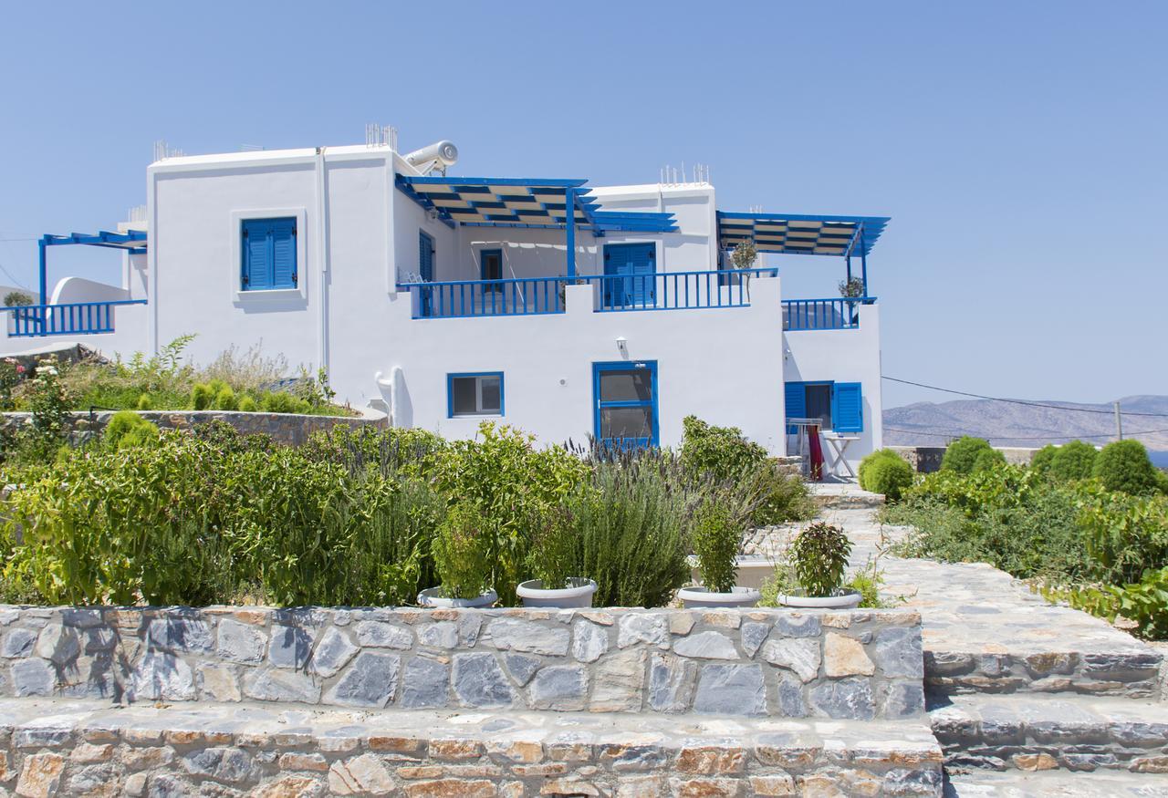Meltemi Retreat Hotel Irakleia  Buitenkant foto